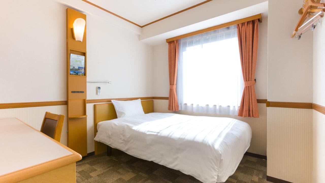 Toyoko Inn Osaka Sakai-Higashi-Eki Sakai  Exterior foto